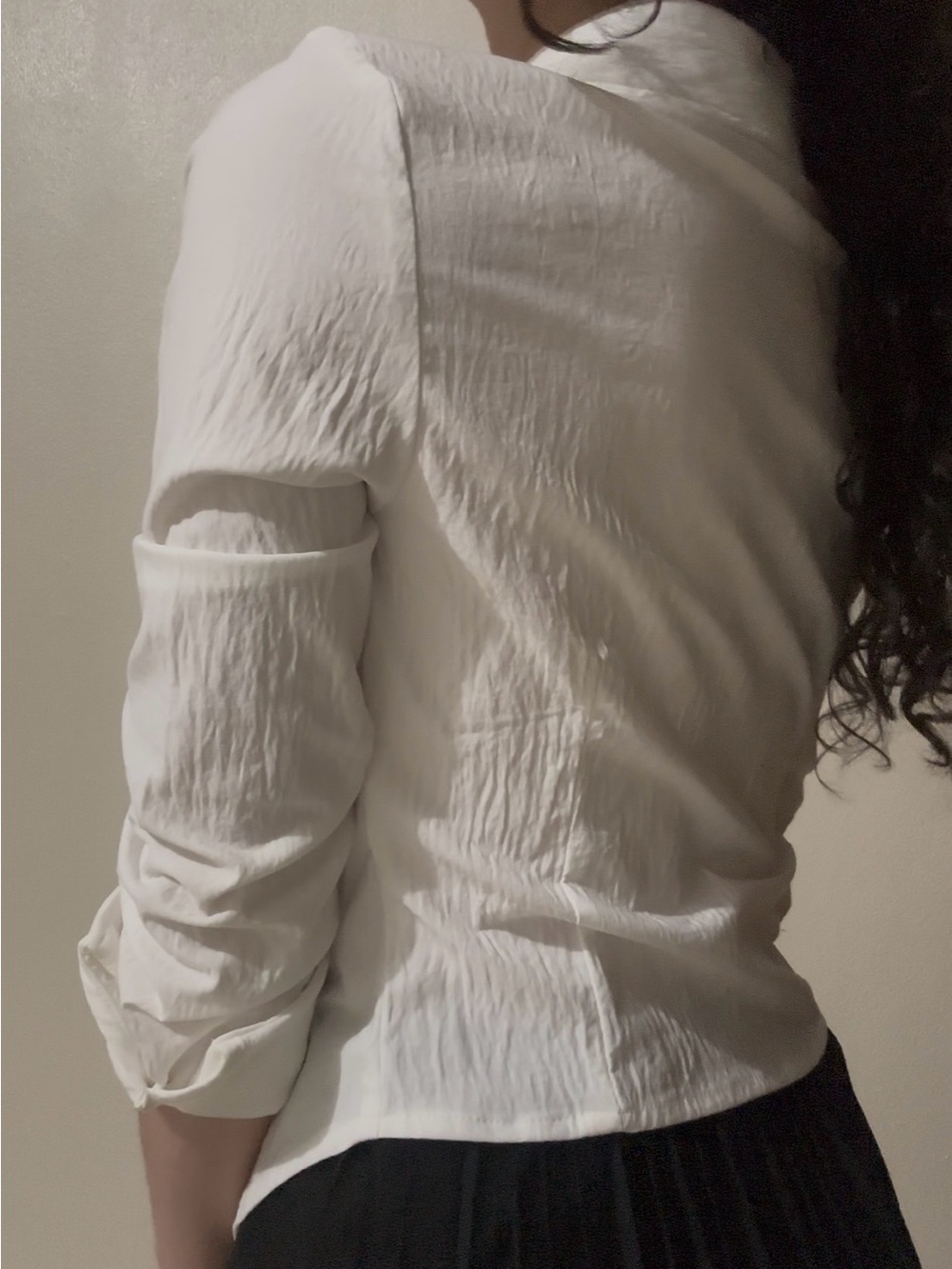 White Ruched Button-Down Shirt - Picture 6 of 7